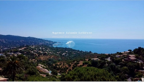 Image d'un maison 7 pièces 213 m² à 2430000€ à sainte-maxime (83120)