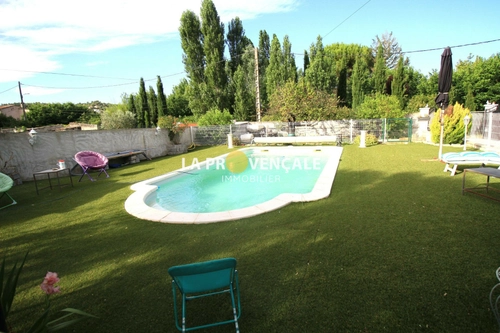 Image d'un maison 7 pièces 158 m² à 458000€ à rians (83560)