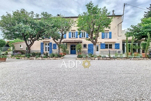 Image d'un maison 4 pièces 108 m² à 2600€ à grasse (06130)