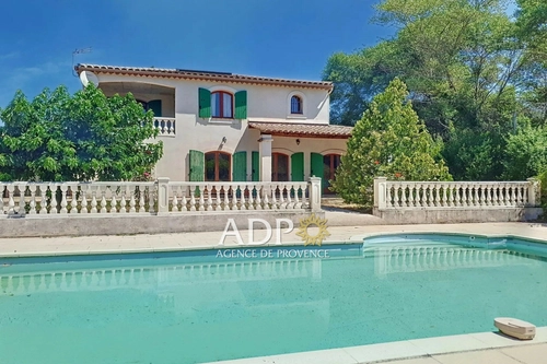 Image d'un maison 6 pièces 144 m² à 665000€ à montauroux (83440)