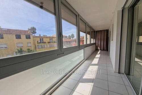 Image d'un appartement 2 pièces 46 m² à 240000€ à les lones (83140)