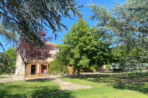 Image d'un maison 5 pièces 180 m² à 480000€ à carpentras (84200)