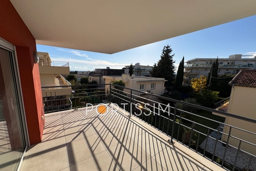 Image d'un appartement 3 pièces 65 m² à 430000€ à saint-laurent-du-var (06700)