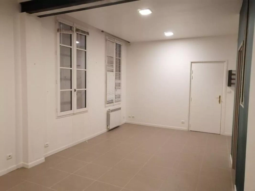Image d'un appartement 4 pièces, 71 m² à louer à saintes (17100) à 800€ à saintes (17100)