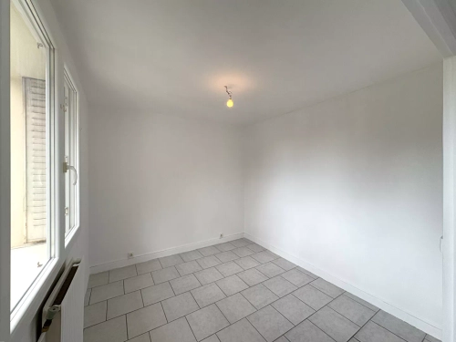 Image d'un appartement 1 pièce, 34 m² à louer à charleville-mézières (08000) à 395€ à charleville-mézières (08000)