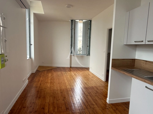 Image d'un location appartement 2 pièces, 31.50m², saintes à 510€ à saintes (17100)