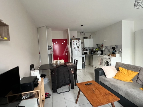 Image d'un en location appartement 3 pièces 57 m à 645€ à saintes (17100)