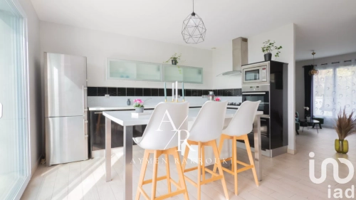 Image d'un maison 7 pièces, 175 m² à louer à montigny-lès-cormeilles (95370) à 3100€ à montigny-lès-cormeilles (95370)