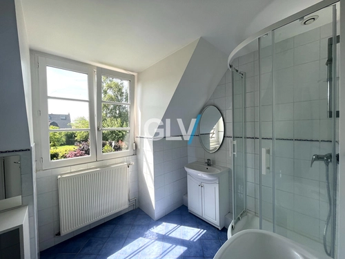 Image d'un maison louvil 5 pièce(s) 194 m2 à 1790€ à lille (59000)