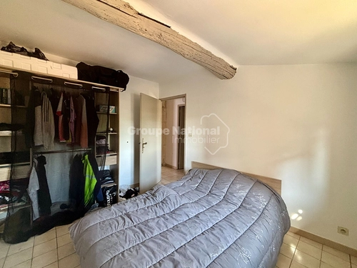 Image d'un appartement t3 de 49m2 à tarascon à 550€ à tarascon (13150)