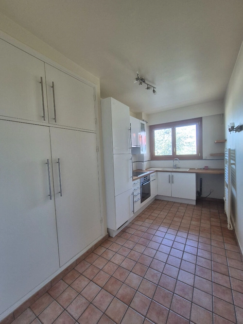 Image d'un en location appartement 3 pièces 85 m à 1800€ à saint-germain-en-laye (78100)