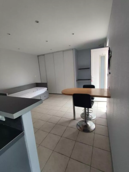 Image d'un appartement 1 pièce, 26 m² à louer à montceau-les-mines (71300) à 380€ à montceau-les-mines (71300)