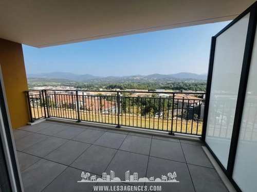 Image d'un location t3 meuble neuf - terrasse + 2 parkings | les 3 agences à 1250€ à cogolin (83310)