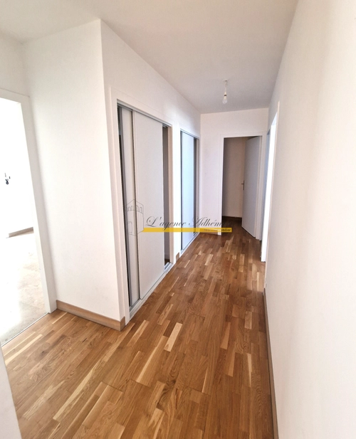 Image d'un en location appartement 4 pièces 116 m à 920€ à corbeil-essonnes (91100)