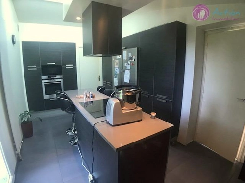 Image d'un en location maison 7 pièces 130 m à 2350€ à lésigny (86270)