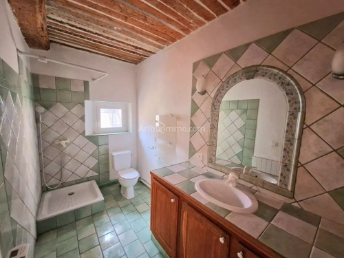 Image d'un louer appartement de 2 pièces 56 m² 530 € à draguignan (83300) : une annonce arthurimmo.com à 530€ à draguignan (83300)