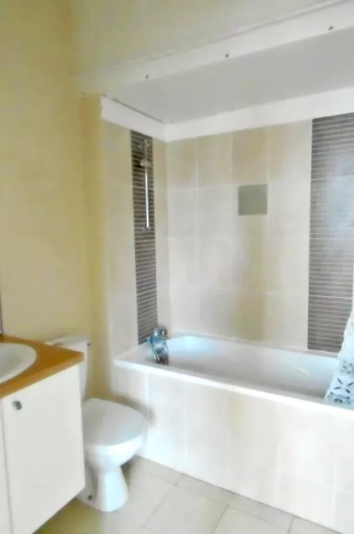 Image d'un appartement 1 pièce, 24 m² à louer à saintes (17100) à 400€ à saintes (17100)