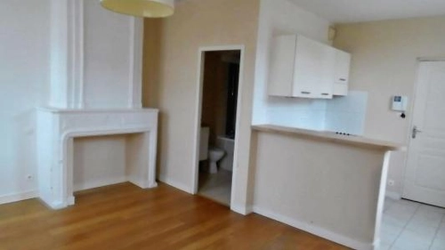 Image d'un location appartement saintes 1 pièce 24 m2 charente maritime (17100) - 400 € / mois à 400€ à saintes (17100)
