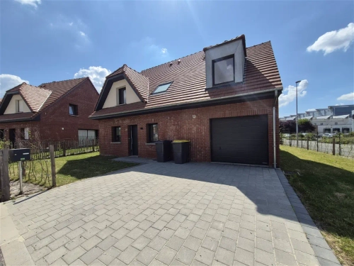 Image d'un location maison 6 pièces - 144.35m² à hem (59510) à 2100€ à hem (59510)