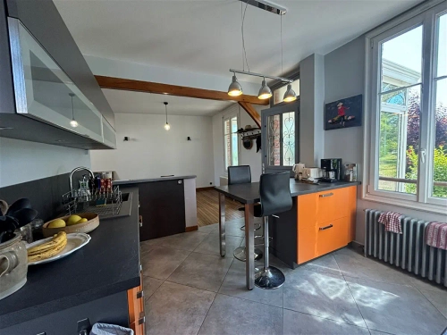 Image d'un location maison 8 pièces - 145m² à sens (89100) à 1300€ à sens (89100)