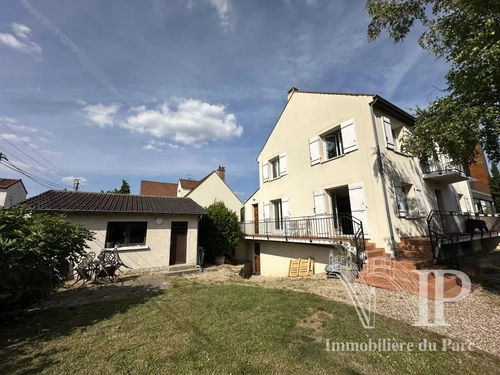 Image d'un en location maison 6 pièces à 3350€ à croissy-sur-seine (78290)