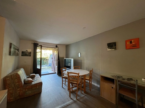 Image d'un studio meublé de 25m² avec jardin à 648€ à villeneuve-loubet (06270)