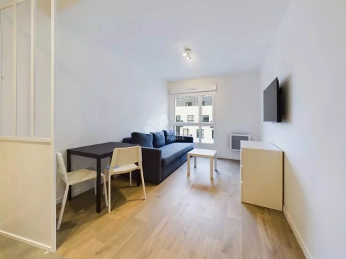 Image d'un appartement 1 pièce en location à palaiseau 750 € / mois (charges comprises) à 750€ à palaiseau (91120)