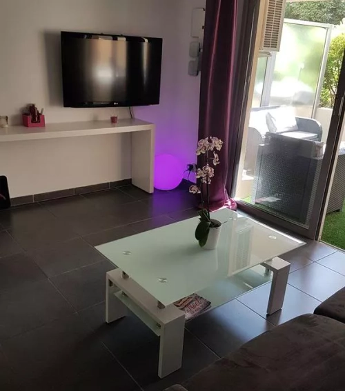 Image d'un appartement 1 pièce, 25 m² à louer à fréjus (83600) à 650€ à fréjus (83600)