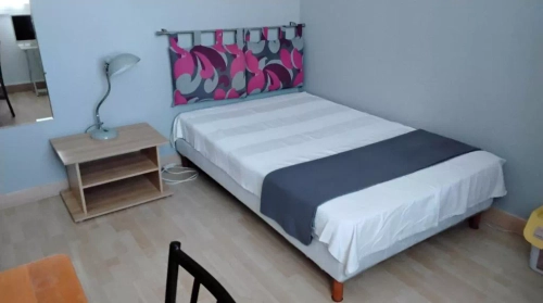Image d'un appartement 1 pièce, 11 m² à louer à aix-en-provence (13090) à 470€ à aix-en-provence (13090)