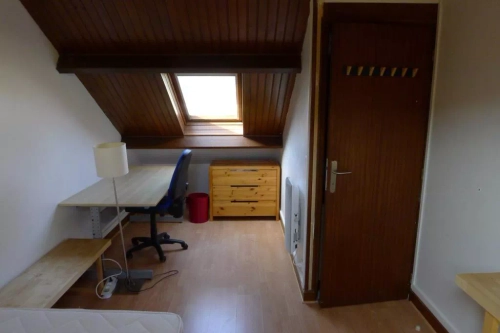 Image d'un appartement 1 pièce, 28 m² à louer à pontoise (95000) à 740€ à cergy (95800)