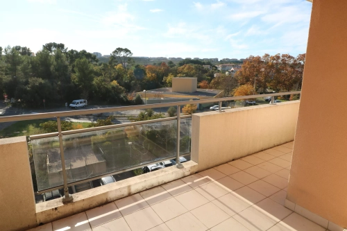 Image d'un appartement 2 pièces, 32 m² à louer à aix-en-provence (13100) à 850€ à aix-en-provence (13090)