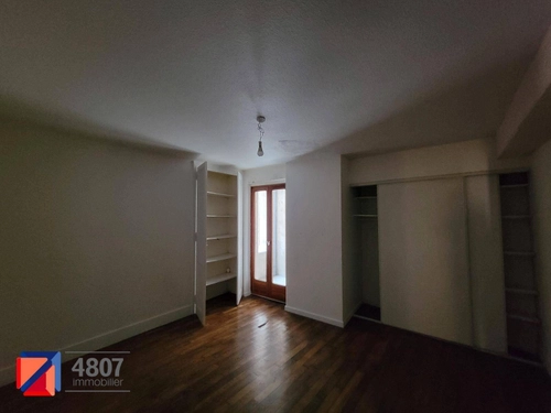 Image d'un appartement 3 pièces à louer à 652€ à la roche-sur-foron (74800)