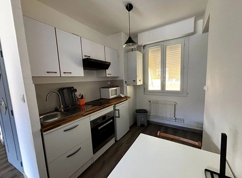 Image d'un ? à louer ? grand studio lumineux en centre-ville de dax à 550€ à dax (40100)