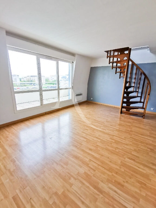 Image d'un en location appartement 3 pièces 47 m à 900€ à cergy (95800)