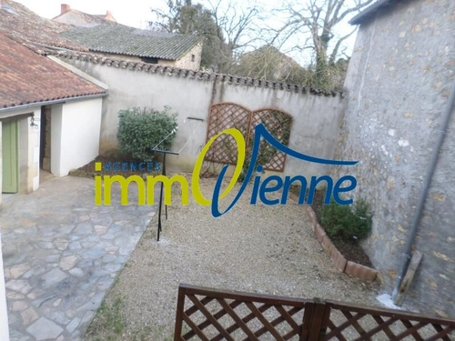 Image d'un en location maison 3 pièces 88 m à 650€ à verrières (16130)
