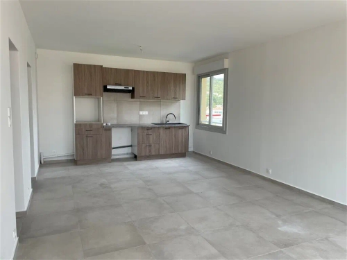 Image d'un location appartement 3 pièces - 68m² à st maximin la ste baume (83470) à 890€ à saint-maximin-la-sainte-baume (83470)