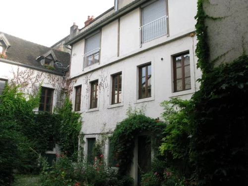 Image d'un appartement 1 pièce, 28 m² à louer à dijon (21000) à 470€ à dijon (21100)