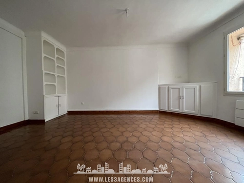Image d'un location appartement de type f3 - cogolin | les 3 agences à 925€ à cogolin (83310)