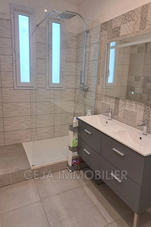 Image d'un en location appartement 4 pièces 90 m à 1100€ à draguignan (83300)