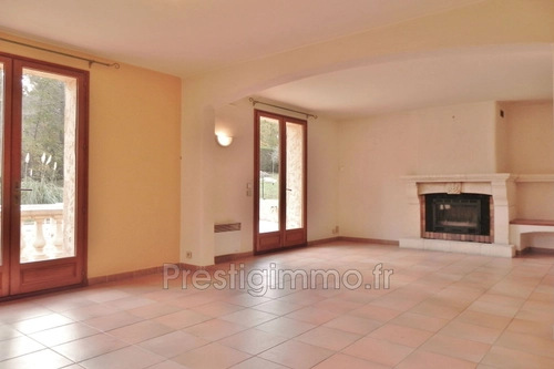 Image d'un en location maison 5 pièces 143 m à 3300€ à le rouret (06650)