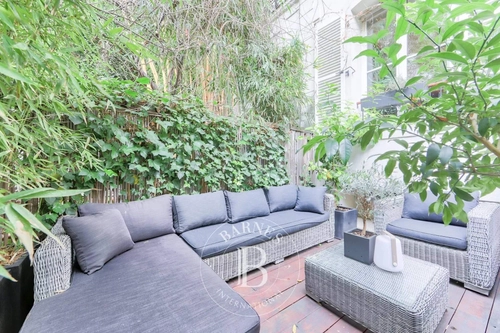 Image d'un maison à louer 4 pièces 141 m2 / 1519 sq ft paris - 8 500 € / mois à 8500€ à paris 7ème (75007)