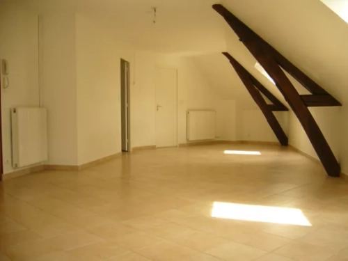 Image d'un appartement 2 pièces, 58 m² à louer à sens (89100) à 670€ à sens (89100)