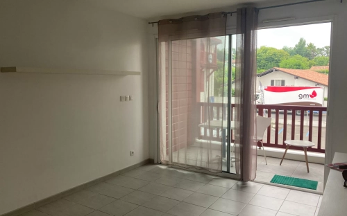 Image d'un appartement à louer 1 pièce à 620€ à pompertuzat (31450)
