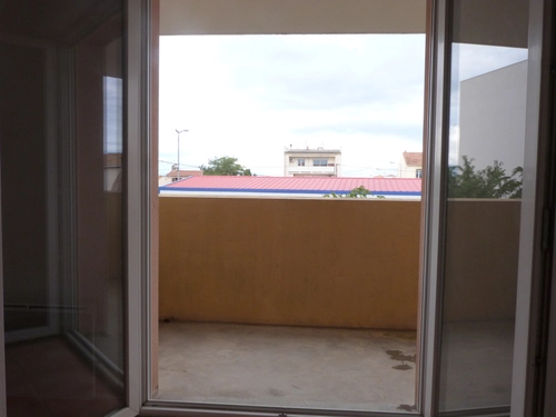 Image d'un av de bordeaux, t3 avec terrasse et parking | pascale vialan immobilier à 695€ à narbonne (11100)