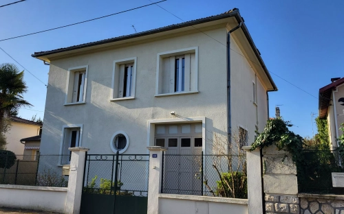 Image d'un maison à louer 7 pièces à 1350€ à agen (47000)
