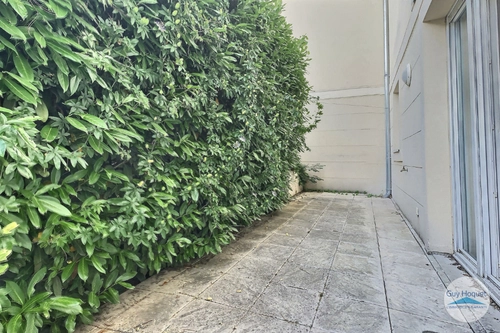 Image d'un quartier des fleurs avec terrasse privative à 961€ à alfortville (94140)