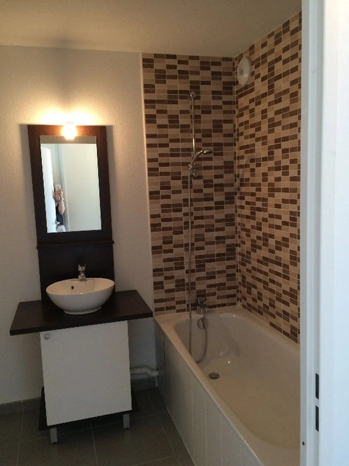 Image d'un en location appartement 3 pièces 64 m à 1080€ à bordeaux (33200)