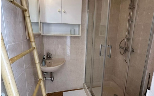 Image d'un appartement à louer 3 pièces à 1900€ à villeneuve-loubet (06270)