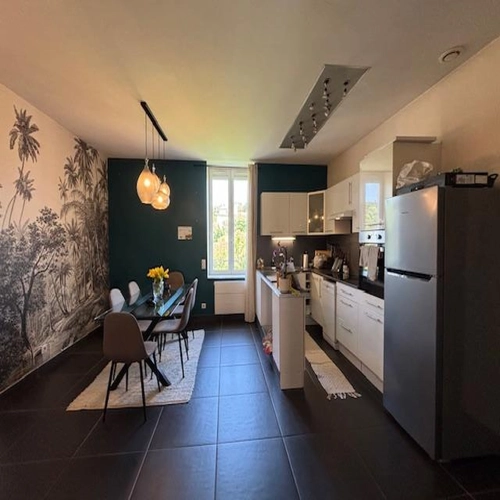 Image d'un t2 meublé oullins - situé en plein centre d'oullins, ... à 845€ à oullins (69600)