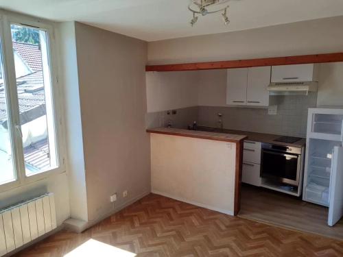 Image d'un appartement 2 pièces, 31 m² à louer à saint-cyr-l'école (78210) à 830€ à saint-cyr-l'école (78210)
